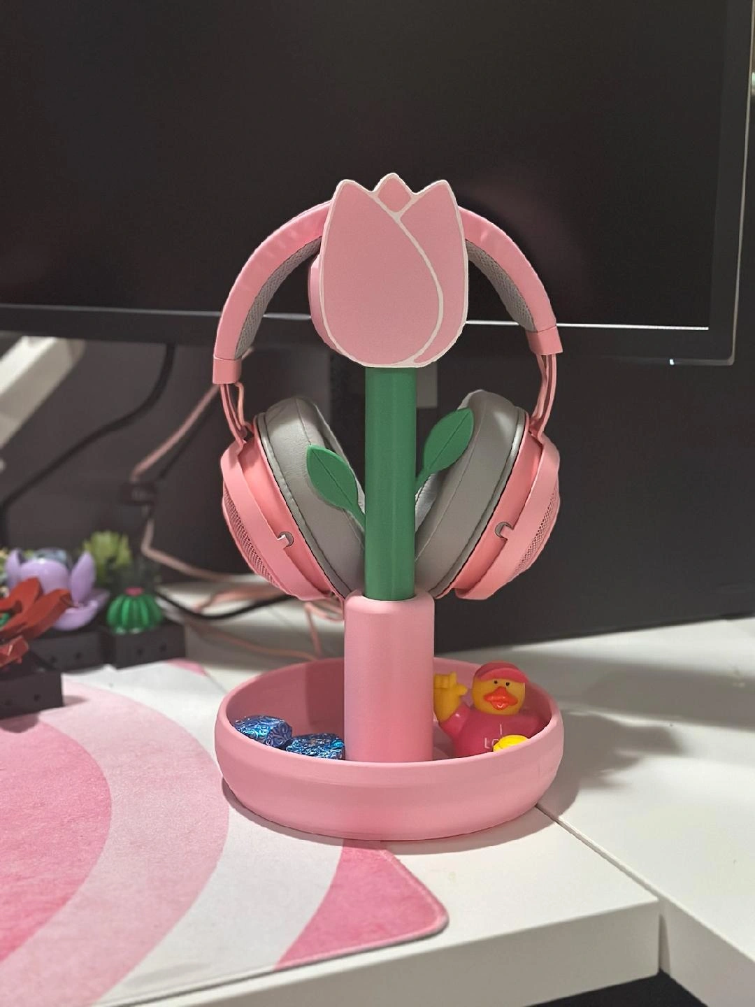 PEMBE